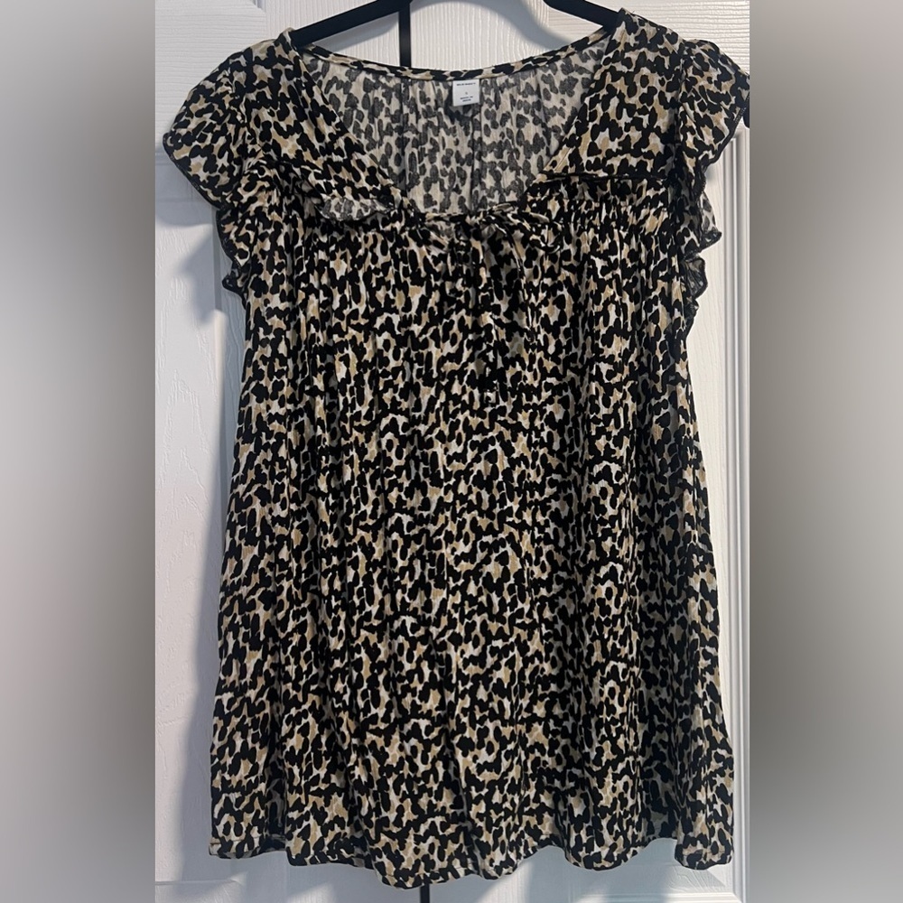 Women's Old Navy Animal Print Flutter Sleeve Top